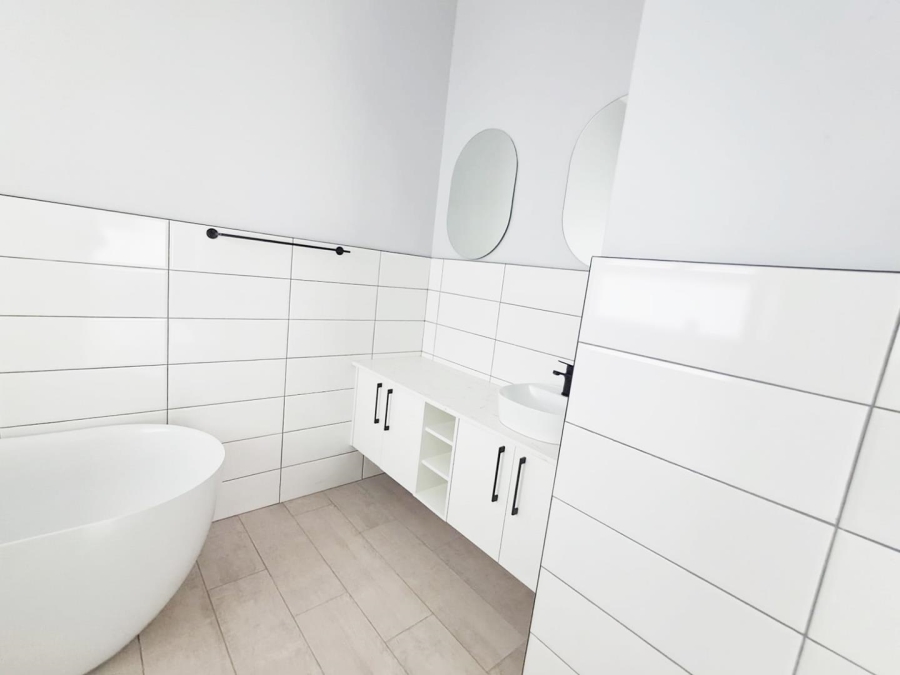 3 Bedroom Property for Sale in St Helena Bay Western Cape